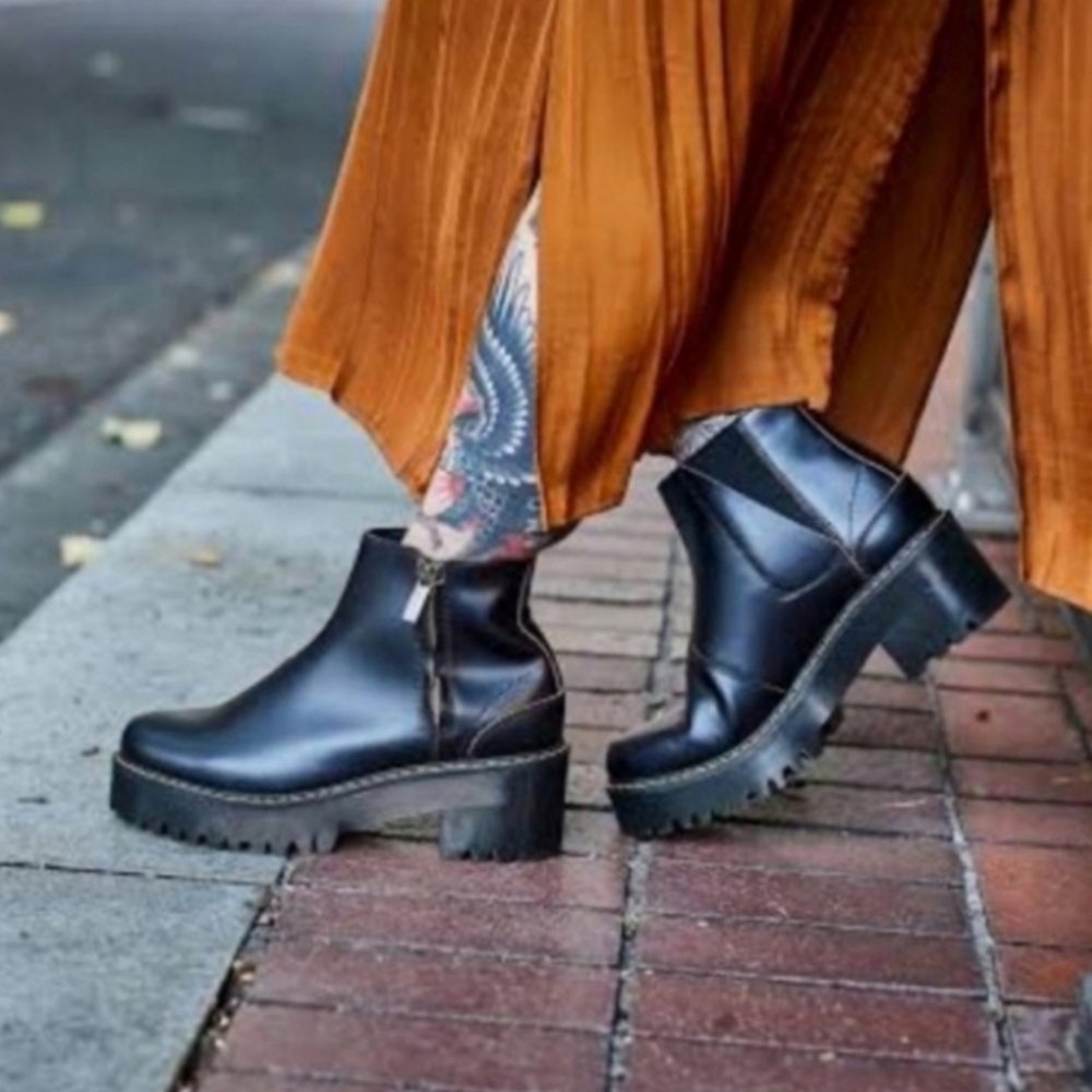 Dr Martens Rometty II Black Vintage Smooth Leather Heeled Chelsea Boots Size 7